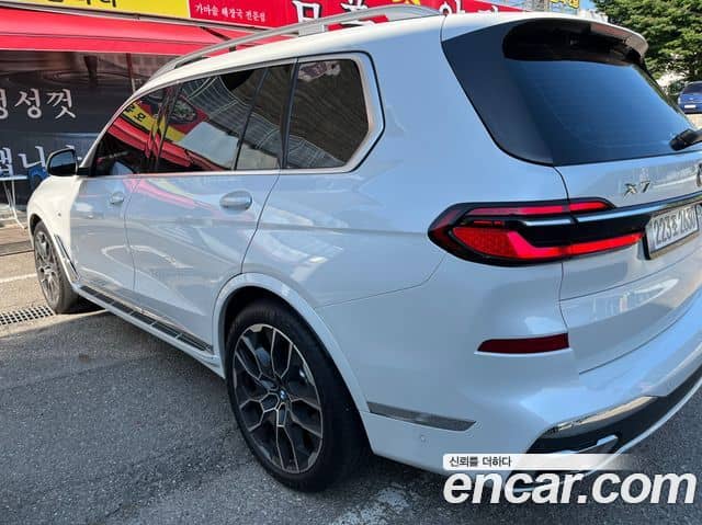 BMW X7, 2025