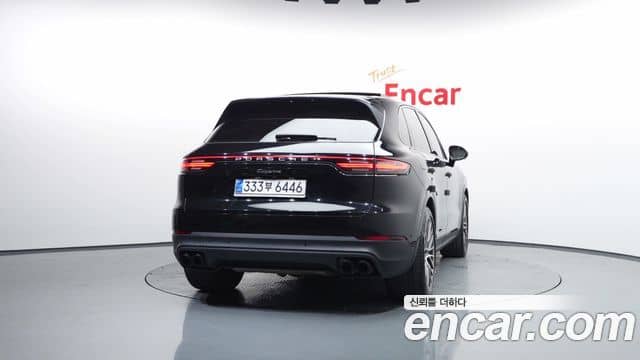 Porsche Cayenne, 2022