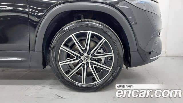 Mercedes-Benz EQB, 2025