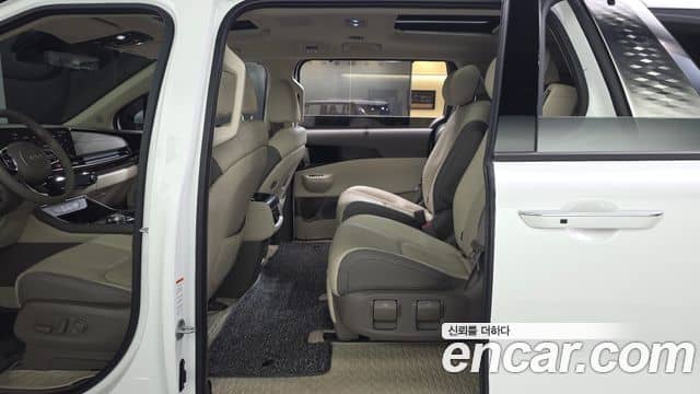 Kia Carnival, 2024