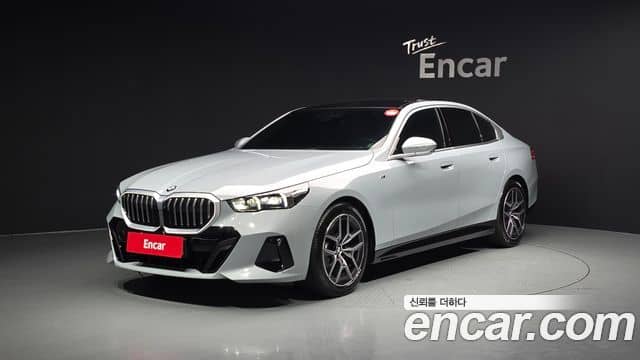 BMW 5 Series, 2024