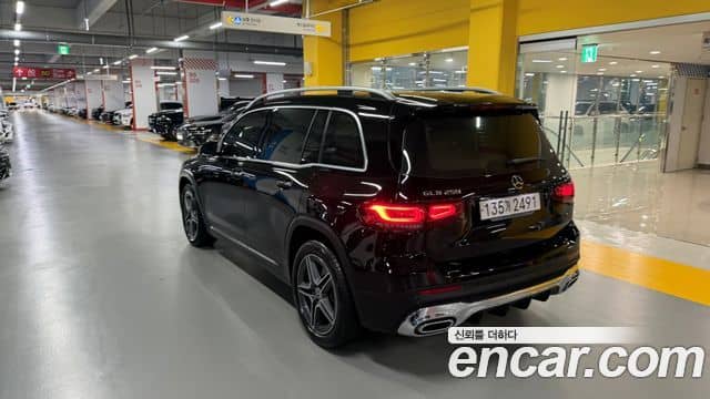 Mercedes-Benz GLB-Class, 2023