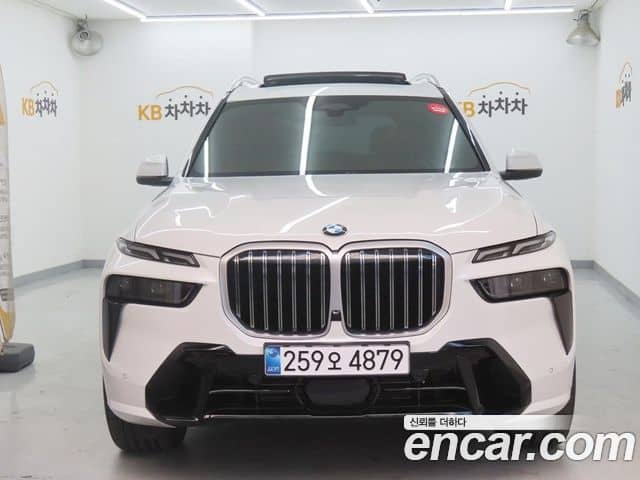 BMW X7, 2025