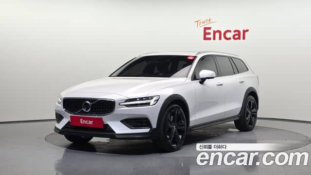 Volvo V60 Cross Country, 2020