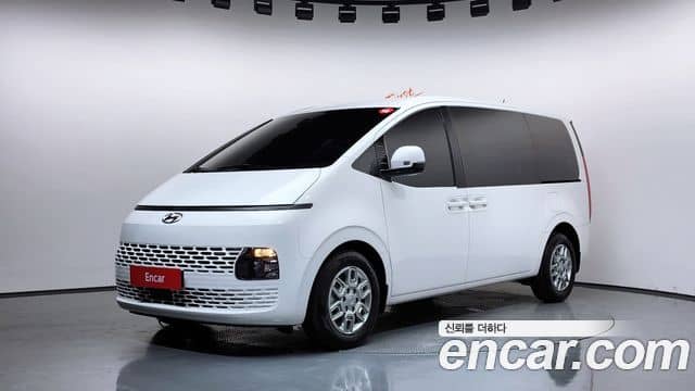 Hyundai Staria, 2023
