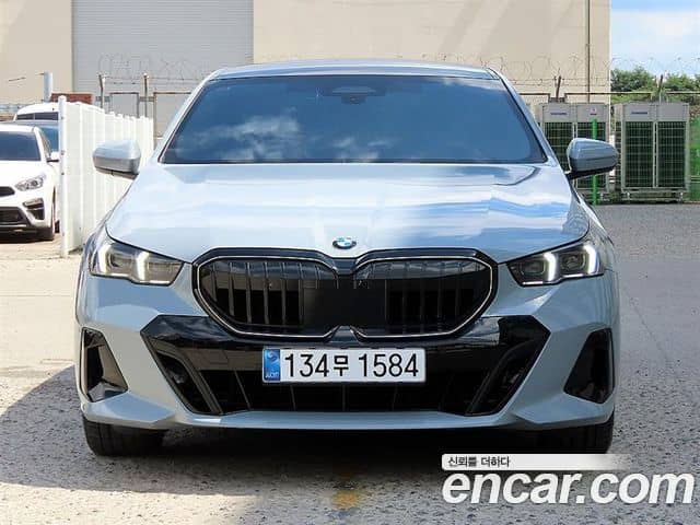 BMW 5 Series, 2025