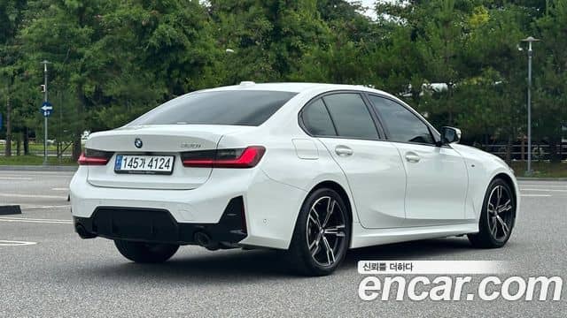 BMW 3 Series, 2023