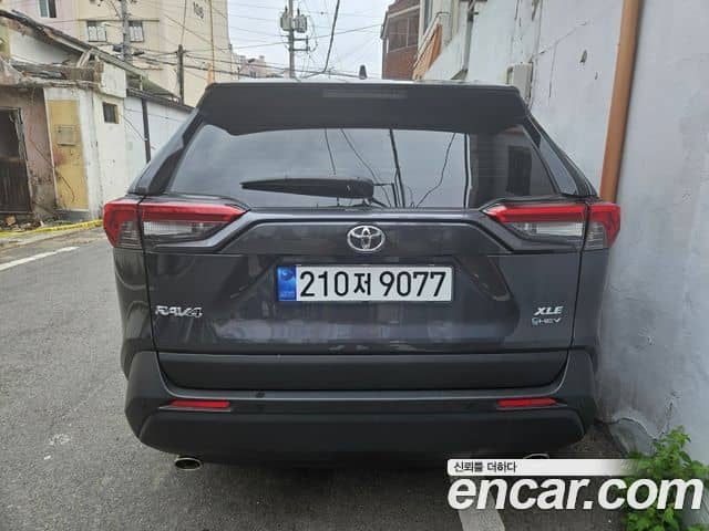 Toyota RAV4, 2025