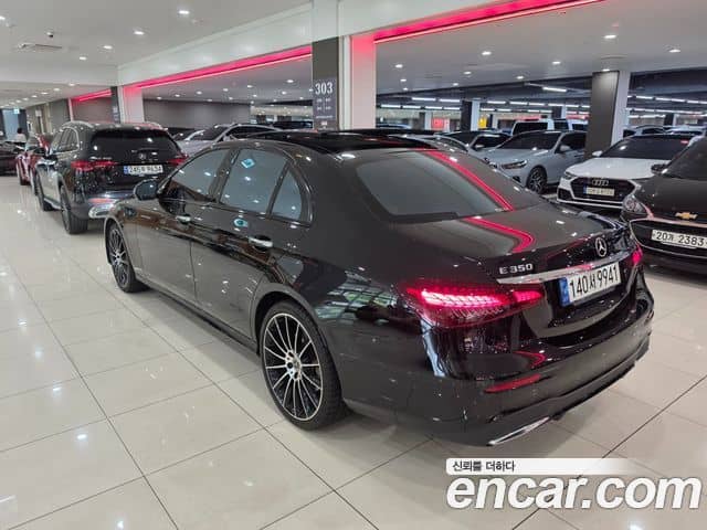Mercedes-Benz E-Class, 2022