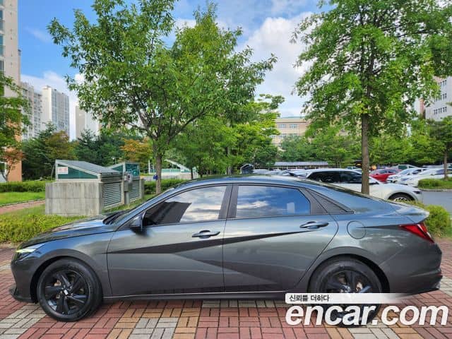 Hyundai Avante, 2022