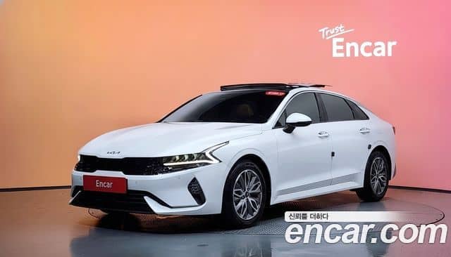 Kia K5, 2021