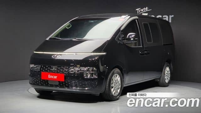 Hyundai Staria, 2023