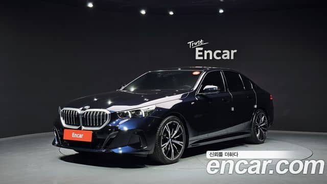 BMW 5 Series, 2024