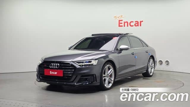 Audi A8, 2021