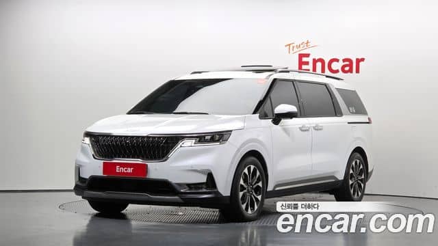 Kia Carnival, 2022