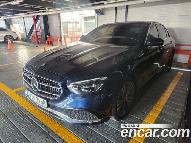 Mercedes-Benz E-Class, 2022