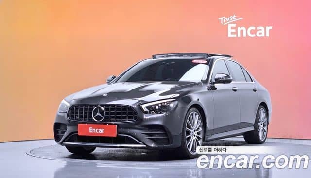 Mercedes-Benz E-Class, 2022