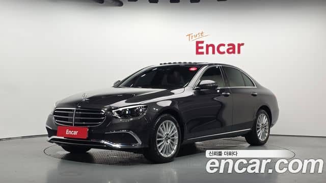 Mercedes-Benz E-Class, 2023