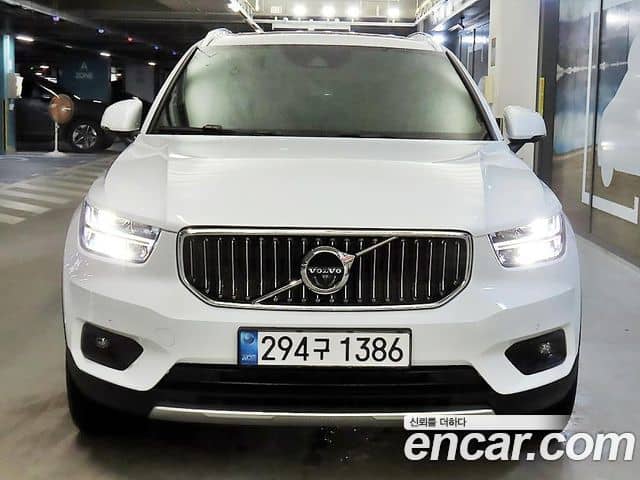 Volvo XC40, 2022