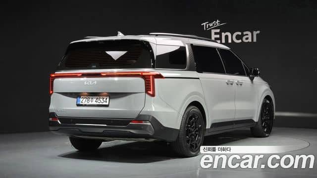 Kia Carnival, 2025