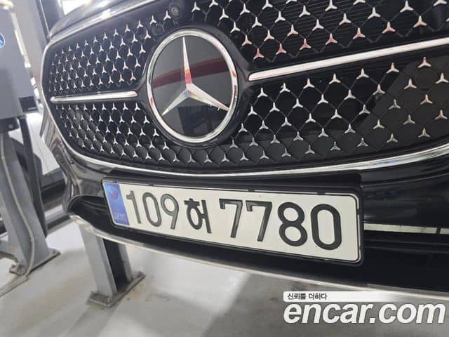 Mercedes-Benz E-Class, 2025