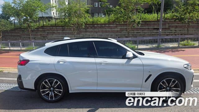 BMW X4, 2025