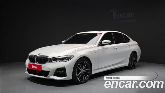 BMW 3 Series, 2022