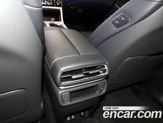 Genesis GV80, 2025