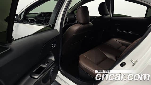 Toyota Prius C, 2018
