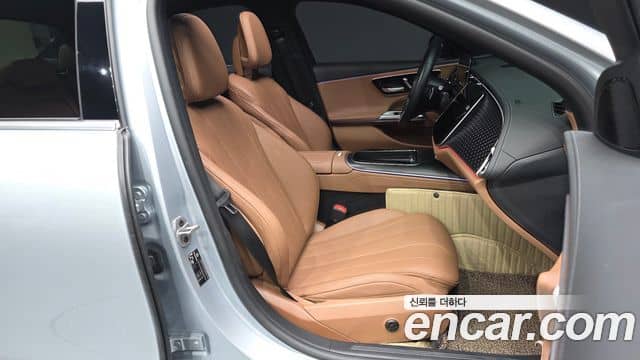 Mercedes-Benz E-Class, 2024