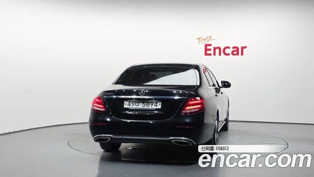 Mercedes-Benz E-Class, 2019