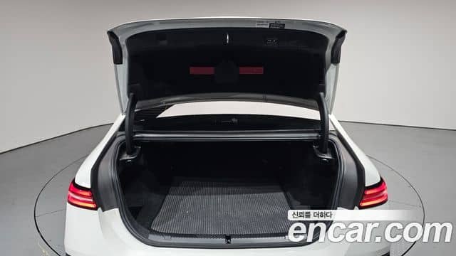 BMW i5, 2024