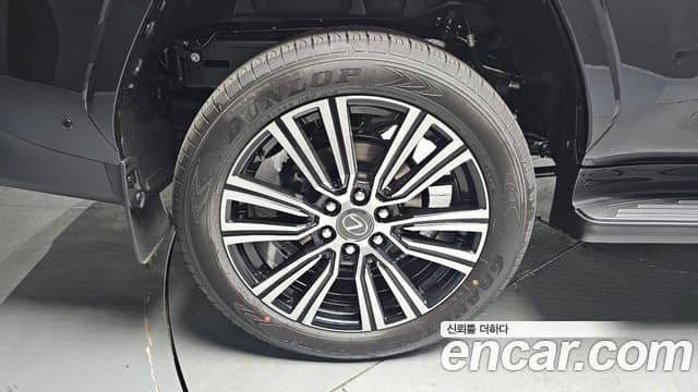 Lexus LX, 2026