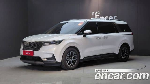 Kia Carnival, 2023