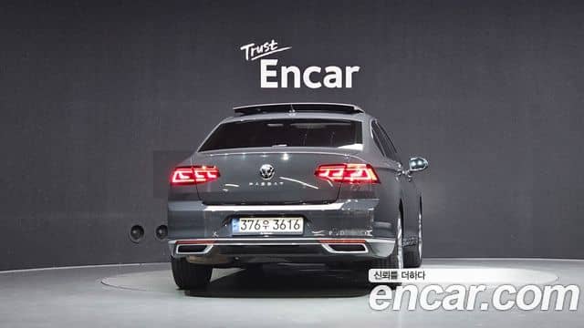 Volkswagen Passat GT, 2021
