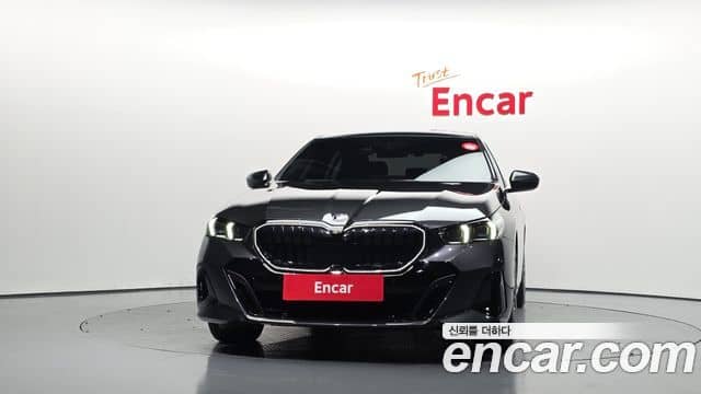 BMW 5 Series, 2025