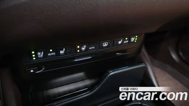 Lexus ES300h, 2019