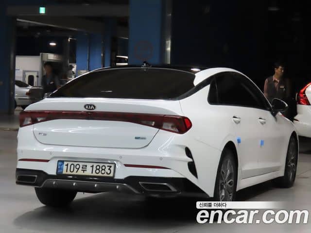 Kia K5, 2021