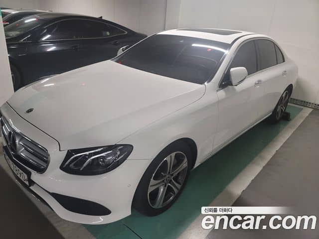 Mercedes-Benz E-Class, 2018