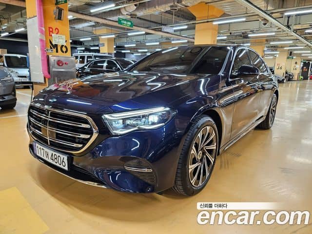 Mercedes-Benz E-Class, 2024