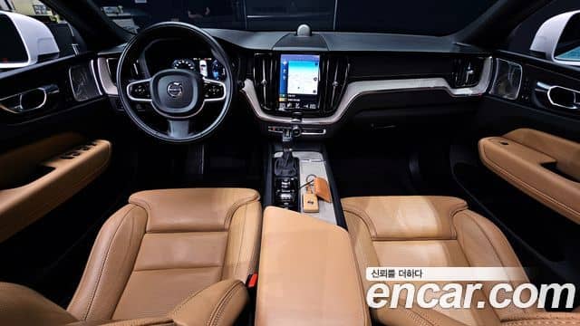 Volvo XC60, 2020