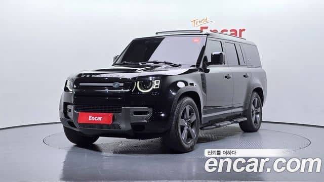 Land Rover Defender, 2024