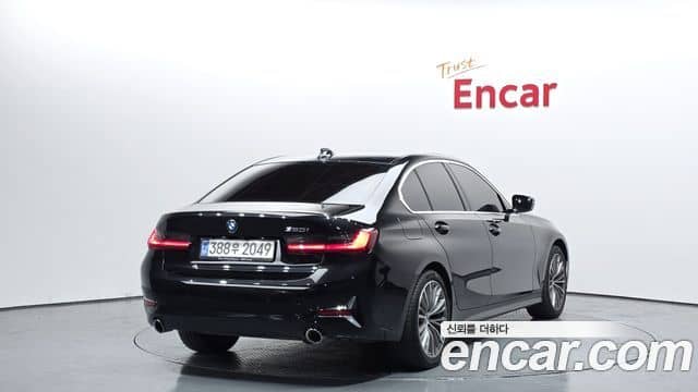 BMW 3 Series, 2022