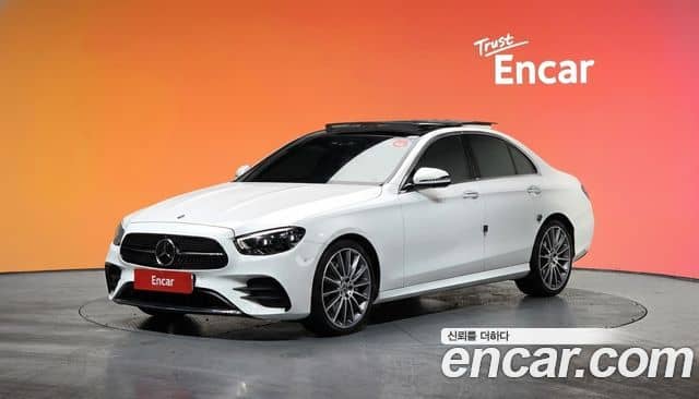 Mercedes-Benz E-Class, 2022