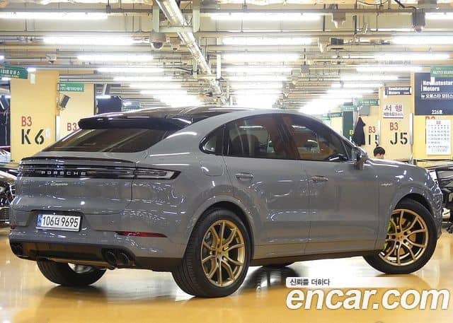 Porsche Cayenne, 2024