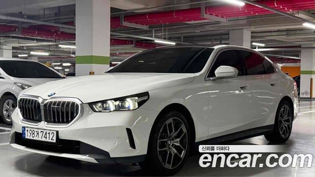 BMW 5 Series, 2024