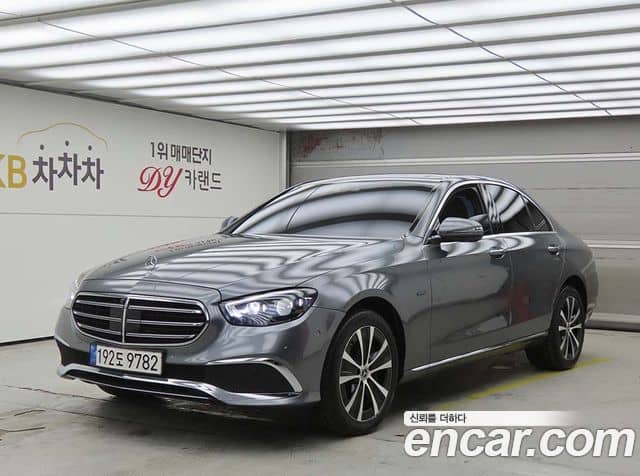 Mercedes-Benz E-Class, 2021