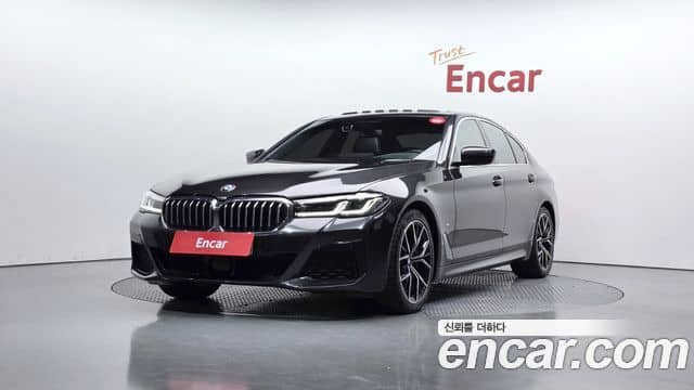 BMW 5 Series, 2022