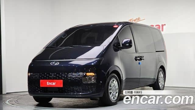 Hyundai Staria, 2023