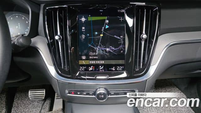 Volvo S60, 2022